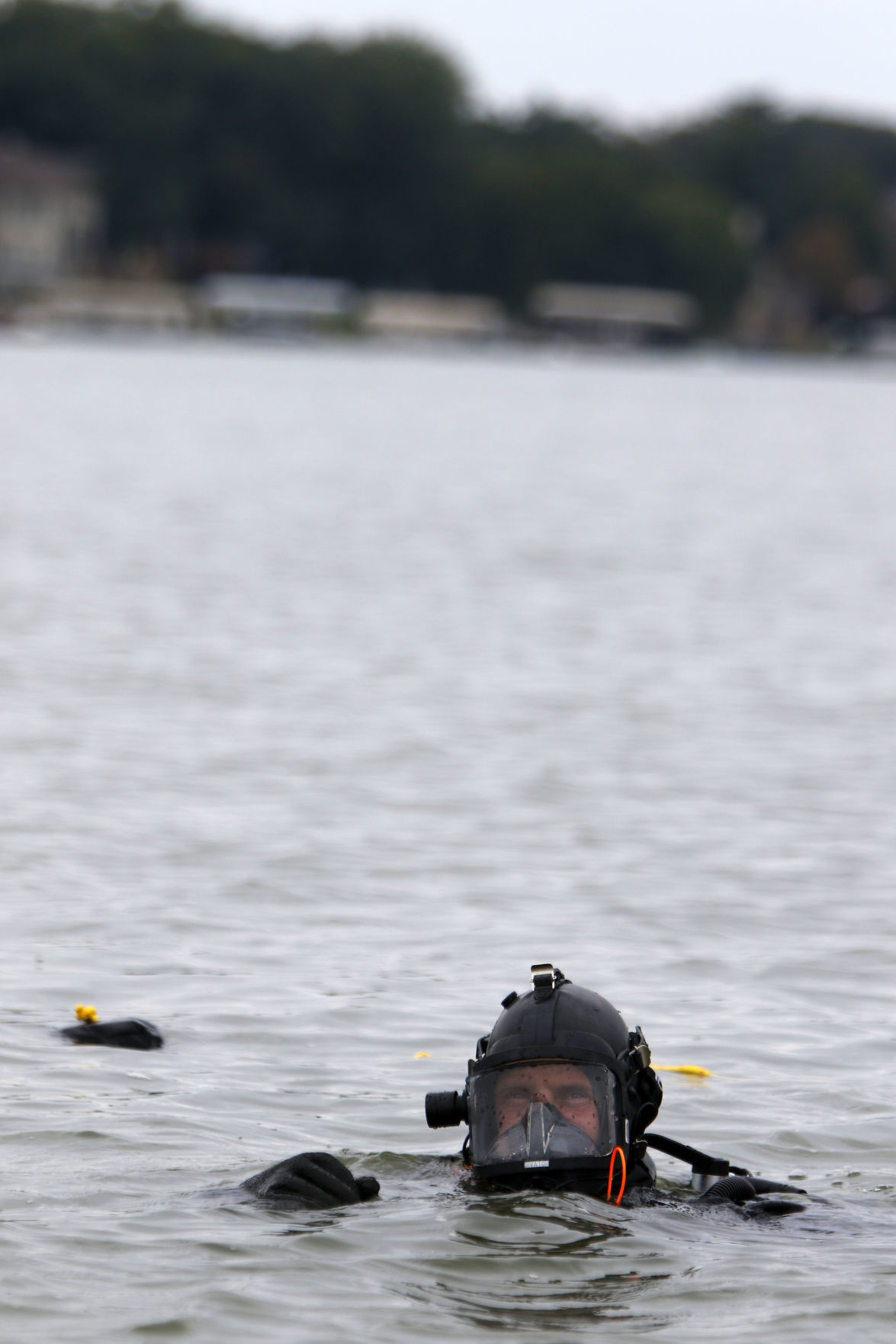 Gallery: Dive crews train on Cedar Lake